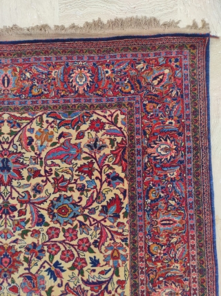 Very Fine Quality Antique Keshan Rug

Size : 135 x 205 cm 

Please contact me directly : alpagutrugs@gmail.com                