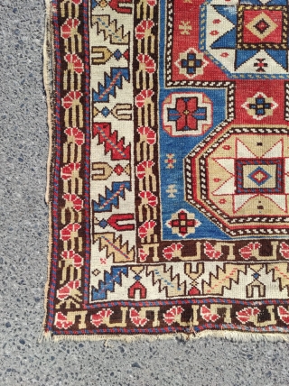 Lezgi Rug

Size : 85x130 cm                            