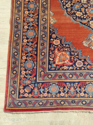 Antique Tabriz Rug 

In perfect condition 

The size : 140 x 195 cm 

Please reach me directly on this email : alpagutrugs@gmail.com           