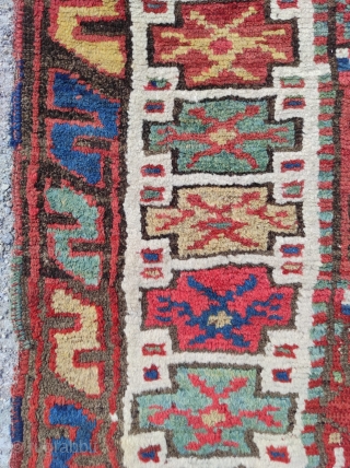 Persian Kurdish Rug 

Size : 140 x 200 cm

Circa 1880                       