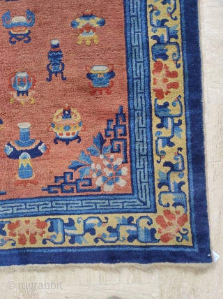 Chinese Rug 

In perfect condition 

Size : 127 x 218 cm 

Please contact me directly on this email : alpagutrugs@gmail.com             