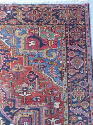 Heriz Carpet 

Size : 197 x 310 cm 

                        