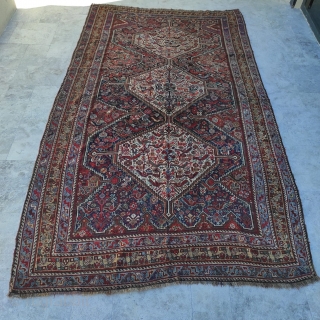 Khamseh Rug 

Size : 175x275 cm 

                          