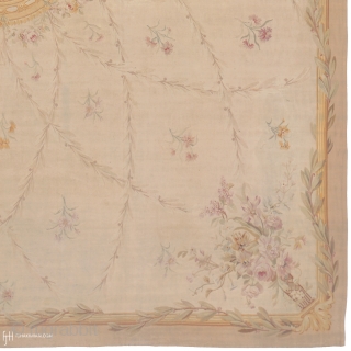 Antique French Aubusson Rug
France ca. 1870
16'7" x 12'5" (506 x 379 cm)
FJ Hakimian Reference #02657
                  