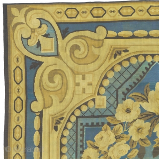 Antique Bessarabian Rug
East Europe ca. 1830
14'8" x 11'1" (448 x 338 cm)
FJ Hakimian Reference #02975

                  