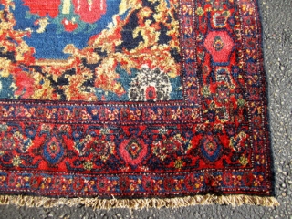 Awesome Antique Persian Seneh Rug.

 great full pile original  condition. .size 6'4''x4'5''.decorative and collective rug .beautiful colors .very fine quality knots.           