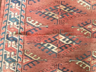 19TH century Yomud Turkoman Rug.

size 5'3''x9'3''. condition low even pile ,some old re pile. ends and sides intact. no stain and wholes.wool on wool foundation. good old  rug.    