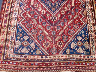 Antique Persian Qashgai Rug.

size3'9''x5'6''. condition great.no repair.                          