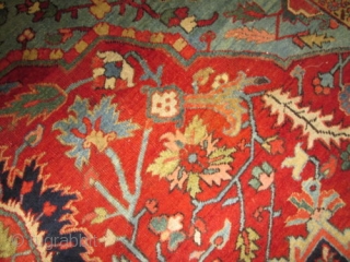 Antique Persian Heriz, Serapi  Circa 1910 Rug.

stunning colors and design antique persian heriz ,serapi rug. condition excellent for the age .no repair all original. size 12'2''x8'9''.      