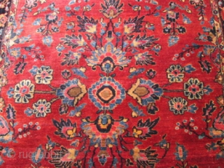 Antique Persian Mohejaran sarouk rug.

size 3'7''x5' condition is excellent .good color .                     