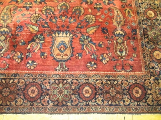 Antique Persian Ferahan Sarouk Rug.

size 4'x6'8'' .condition full pile ,no repair no wear .lovely rug.                  