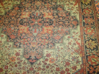 Antique Ferahan Sarouk Rug.

size 6'5''x4'2''.condition low even pile with some worn.                      