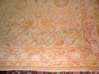 Antique Turkish Oushak.

Size 7'x9'6''.

Condition good low even pile.

decorative nice colors.                       