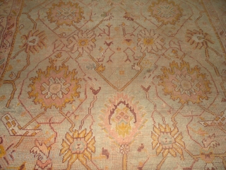 Antique Turkish Oushak.

Size 7'x9'6''.

Condition good low even pile.

decorative nice colors.                       