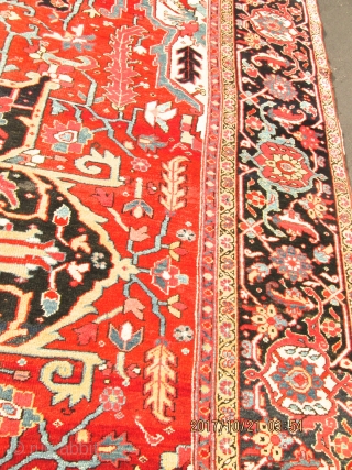 Gorgeous Antique Persian heriz (serapi Rug.

size 9'x12'3''

condition Excellent for the age .circa 1920.                    