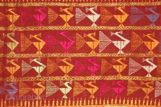 Sarpallu Phulkari from East (Punjab)India called As Sarpallu(Patang Design).Proper Samalsar, kotkapura of Punjab India.One of the rare design in Indian Phulkari.(DSE02180).            