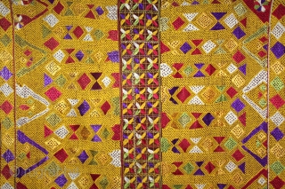 Phulkari From East(Punjab) India Called As Darshan Dwar.Very Rare Pattern.Extremely Fine Phulkari.Its Size is W-138cm X L-235cm.(DSL02720).                