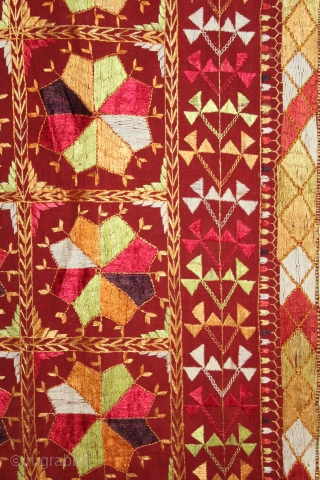 Phulkari From East(Punjab)India Called As Phulkari. Rare Design. Floss Silk on Hand Spun Cotton khaddar Cloth. Its size is 126cm x 224cm.(DSLI05100).           