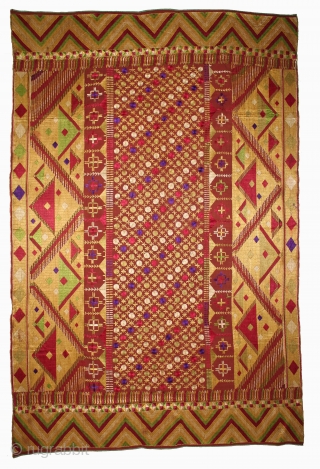 Sarpallu Phulkari from East(Punjab)India called As Sarpallu. Rare Design.Extremely Fine Phulkari.(DSE01640New).                      