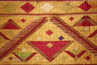 Sarpallu Phulkari from East(Punjab)India called As Sarpallu. Rare Design.Extremely Fine Phulkari.(DSE01640New).                      