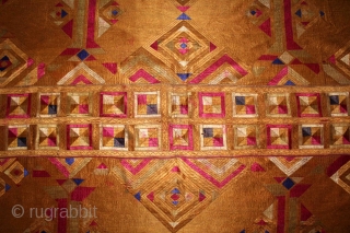 Sarpallu Phulkari from East (Punjab)India called As Sarpallu(Patang Design).Proper Shahkot Moga District of Punjab India.One of the rare design in Indian Phulkari.(DSL01660).           