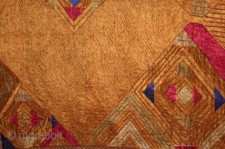 Sarpallu Phulkari from East (Punjab)India called As Sarpallu(Patang Design).Proper Shahkot Moga District of Punjab India.One of the rare design in Indian Phulkari.(DSL01660).           