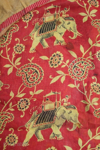 Rare Roller Print from Manchester England made for Indian Market,Used for Thal cover in Rajasthan India. Roller Printed on Cotton.Its size is 76cm X 76cm.(DSL02220).        