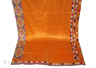 Vari-Da-Bagh From West(Pakistan)Punjab India Called As Vari-Da-Bagh.C.1900. Rare Panch Rangi Side Borders. Floss Silk on Hand Spun Cotton khaddar Cloth. Its size is 134cm x 246cm.(DSL04260).       