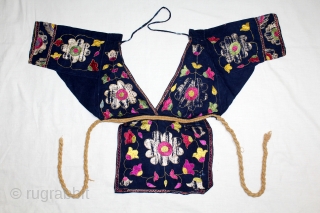 Women Blouse Backless(Choli) From Himachal Pradesh,Chamba India.C.1900.(DSL05410).                          