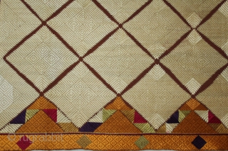 Phulkari from West(Pakistan)Punjab India Called As Chand Bagh.Rare Design.Extremely Fine Phulkari.(DSE02900).                      