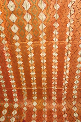 Phulkari from West(Pakistan)Punjab India Called As Rare Design Bagh.(DSL01810).                        