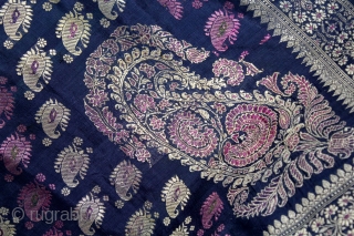 Rare Baluchar Sari with Kalka Buti woven in silk Brocade From Murshidabad,West Bengal,India.19th century.Each corner of Paisley Design.(DSL02940).
               