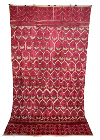 Thirma Phulkari From West(Pakistan)Punjab India Called As Thirma Bagh Rare Design.C.1900.Floss Silk on Hand Spun Cotton khaddar Cloth.Its size is W-135cm x L-240cm.(DSLR04400).          