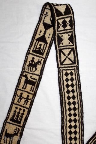 Rare Figurative Tung The Camel Decoration Belt from Rajasthan India.Goat-Hair Belt made using the Ply-Split method.Its size is W-9cm X L-288cm.(DSL03070).            