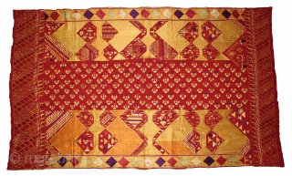 Sarpallu Phulkari From East(Punjab)India called As Sarpallu(Patang Design).Moga District of Punjab India.Floss Silk on Hand Spun Cotton khaddar Cloth.Its size is W-138cm x L-230cm.(DSE03080).         