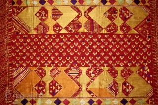 Sarpallu Phulkari From East(Punjab)India called As Sarpallu(Patang Design).Moga District of Punjab India.Floss Silk on Hand Spun Cotton khaddar Cloth.Its size is W-138cm x L-230cm.(DSE03080).         