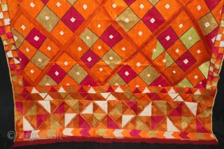 Phulkari from East (Punjab) India Called As Suraj Mukhi Bagh.Very Rare Pattern.Extremely Fine Phulkari.(DSL02450).                   