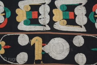 Naga Man’s Shawl from Manipur region India. Manipur for use by Eastern Angami Nagas,C.1930.Cotton embroidered with floss silk. Its size is 117cm x 184cm.(DSL03830).         