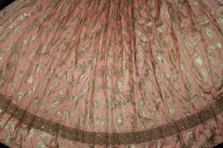 Zari Brocade Skirt Silk Fabric with Zardosi Border Real Silver & Gold from Varanasi India.Made to order for some Royal Family of Rajesthan India.Its size is Length 92cm x Round 400cm.Good Condition.(DSL04450). 