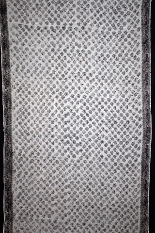 Sanganeri Hand Block-Printed on Mull-Mull Cotton Safa(Turban) know As Sanganer Rajasthan India.C.1900.Its size is 7 yard.(DSL04480).                 