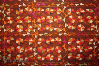 Phulkari from East(Punjab) India Called As Bella (Grove) phulkari. One of the rare design in Indian Phulkari.(DSL02050).                