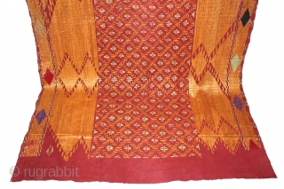 Sarpallu Phulkari from East(Punjab)India called As Sarpallu. Rare Design.Extremely Fine Phulkari.(DSC01430).                      