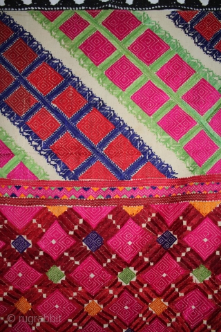 Swat Valley Vintage Phulkari from (Pakistan) very rare influence of Design with Beautiful Colour combination of Swat Valley Bagh. Perfect condition.(DSE00500)            