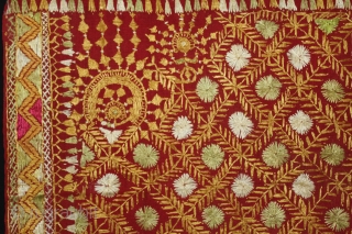 Phulkari From East(Punjab) India Called As Phulkari. Rare Surya (Sun)Design,placed as a konia at the corner of the pallu. Extremely Fine Phulkari.Its size is W-117cm X L-234cm.(DSL02680).      