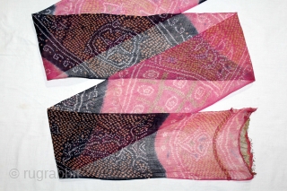 Turban(Pagh) Tie and Dye,Worn During the Monsoon Fine Cotton Mull-Mull.C.1900.Royals Family Rajasthan India. Length 15 to 18 miter.(DSC05750).               