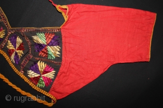 Women Blouse Backless(Choli) from Himachal Pradesh,Chamba India.C.1900.(DSL02150).                          