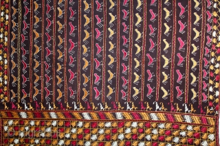 Folk Phulkari From East(Punjab)India.C.1900.Rare Birds Design.Floss Silk on Hand Spun Cotton khaddar Cloth.(DSL03450).                    