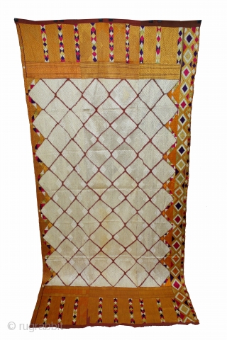 Phulkari From West(Pakistan)Punjab India Called As Chand(Moon) Bagh.C.1900. Rare Pallu with Panch Rangi Side Borders. Floss Silk on Hand Spun Cotton khaddar Cloth. Its size is W-120cm x L-246cm.(DSLE04160).    