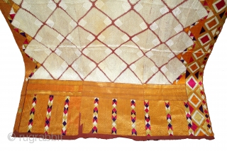 Phulkari From West(Pakistan)Punjab India Called As Chand(Moon) Bagh.C.1900. Rare Pallu with Panch Rangi Side Borders. Floss Silk on Hand Spun Cotton khaddar Cloth. Its size is W-120cm x L-246cm.(DSLE04160).    