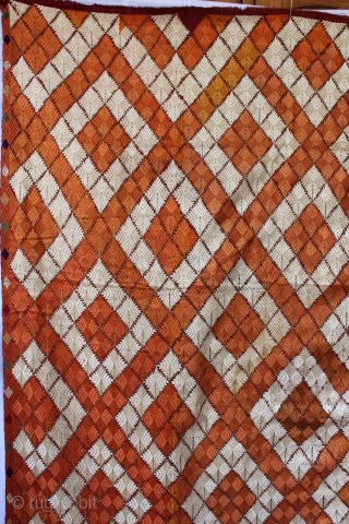 Vintage Phulkari from west (Pakistan) Punjab India Called As Patang Bagh,Very Rare influence of Design.Prefect Condition.(DSC00810New).                 